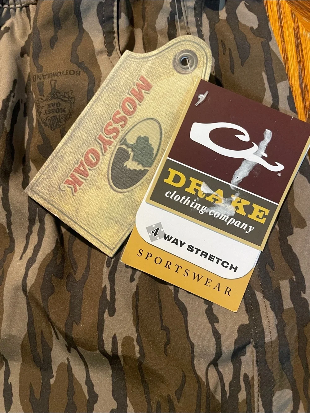 NWT Drake Lake Shore Dock Short-Camo, medium